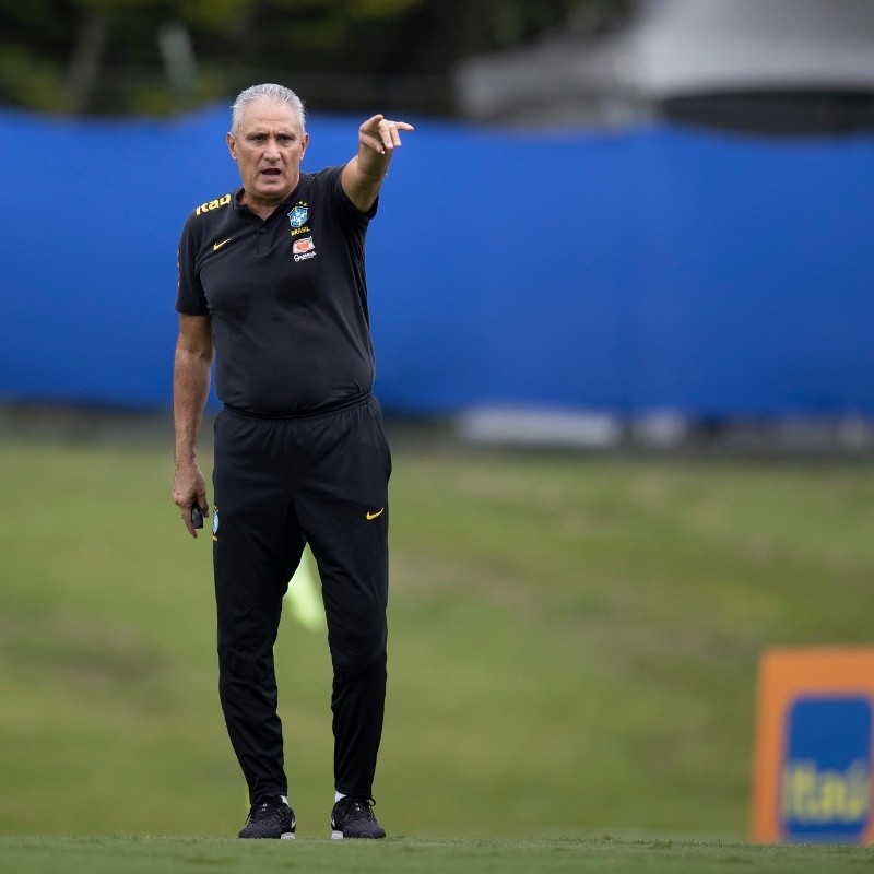 Tite age nos bastidores e indica ex-Galo para ser seu sucessor na Seleção