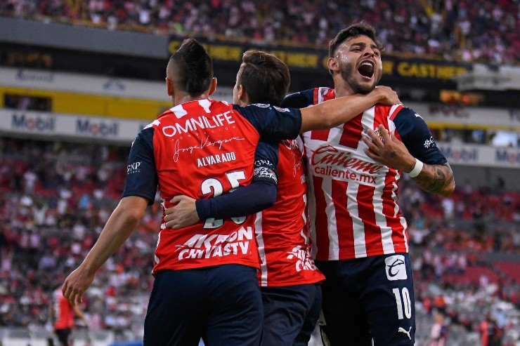 Chivas de Guadalajara y Alexis Vega