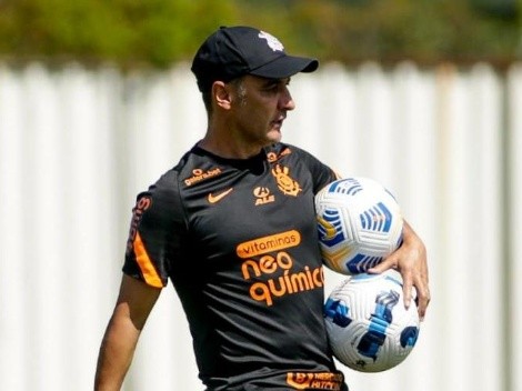 Reserva de Vítor Pereira, Filho do Terrão renova contrato com o Corinthians