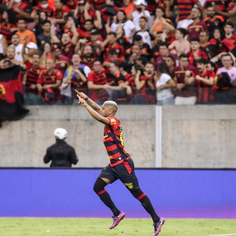 “Saí de uma guerra”; Bill homenageia Ucrânia em gol do Sport e viraliza entre rivais