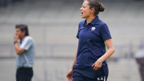 Karina Báez ante Tigres en CU