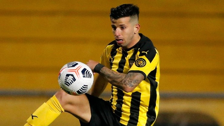 Pablo Ceppelini con Peñarol.