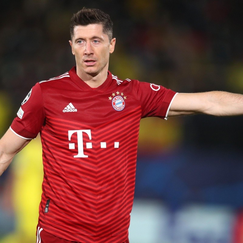 Barcelona le habría ofrecido un contrato millonario a Robert Lewandowski