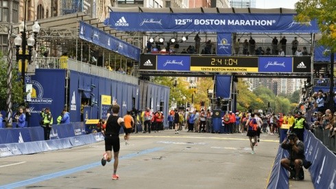 Boston restringe la participación de rusos y bielorrusos en su maratón