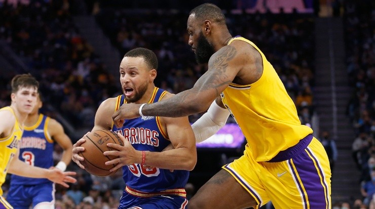 Stephen Curry y LeBron James (Foto: Getty Images)