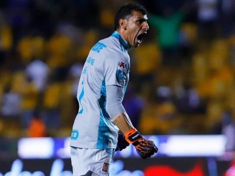 Nahuel Guzmán y su explosivo regaño al vestidor de Tigres