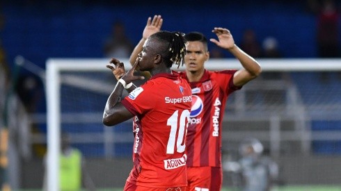 Los jugadores que no quiso Guimaraes en Nacional y ahora los dirigirá en América