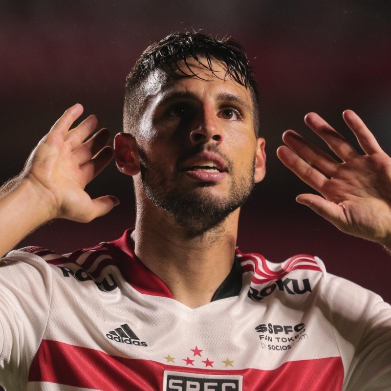 São Paulo inclui Calleri e escolhe destino ao dinheiro recebido do Botafogo