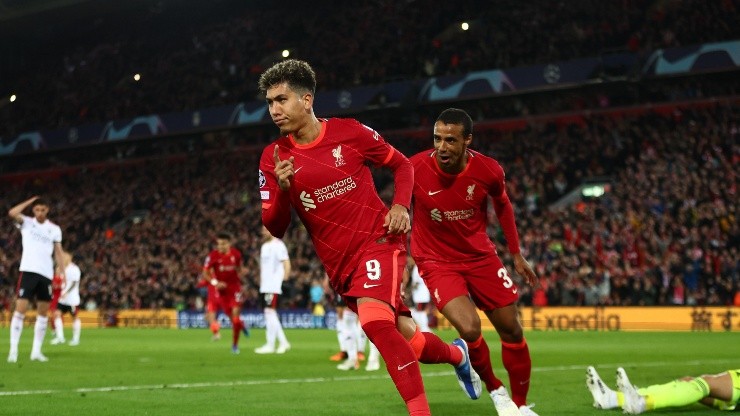 Roberto Firmino, autor de un doblete en Anfield Road.