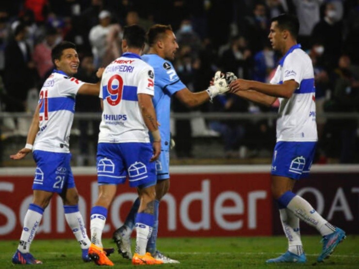 Pérez es consciente del momento de la UC y confía en que retomarán su nivel | Foto: U Católica Pérez es consciente del momento de la UC y confía en que retomarán su nivel | Foto: U Católica