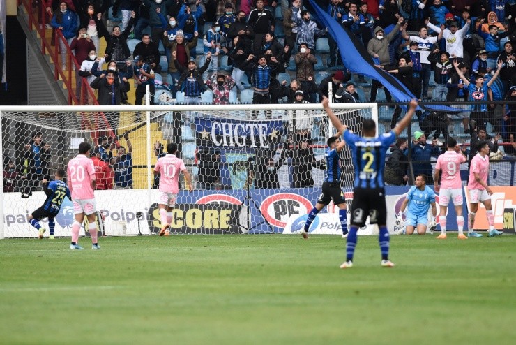 El uruguayo Montes causó la algarabía para los hinchas Acereros | Foto: Agencia Uno  