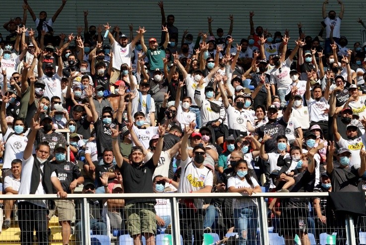 Los hinchas de Colo Colo no podrán asistir al duelo ante la UC | Foto: Agencia Uno 