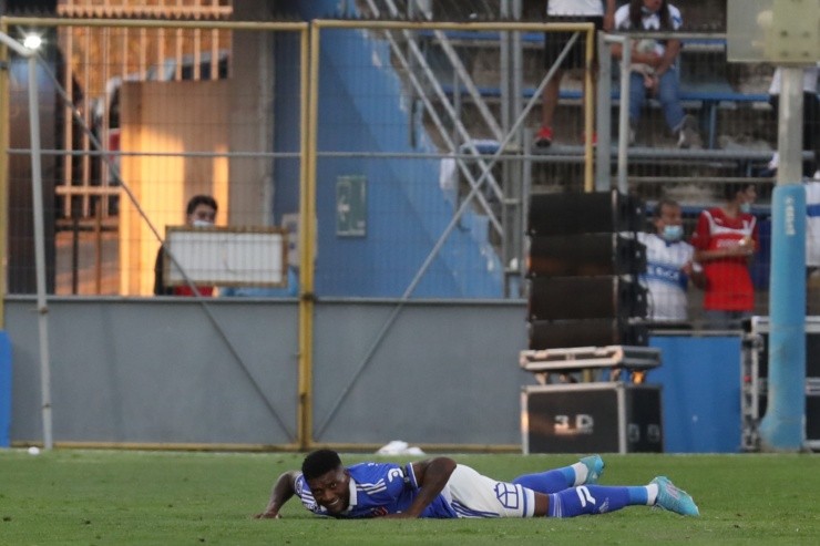 Fernandes ha sido criticado por los hinchas Azules | Foto: Agencia Uno 