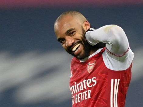 Alexandre Lacazette sabe que no continuará en Arsenal y reveló con qué nuevo club tiene contacto