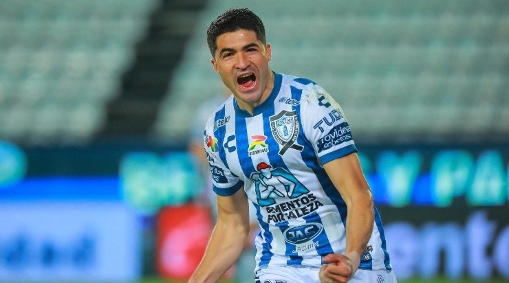 Nicolás Ibáñez (Photo by Manuel Velasquez/Getty Images)