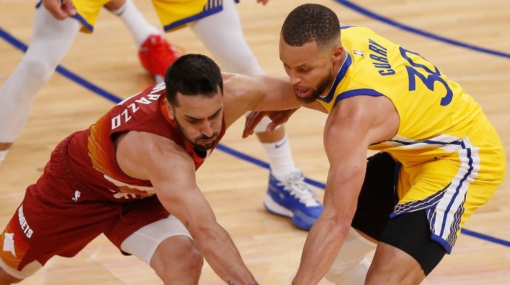Facundo Campazzo y Stephen Curry (Foto: Getty Images)
