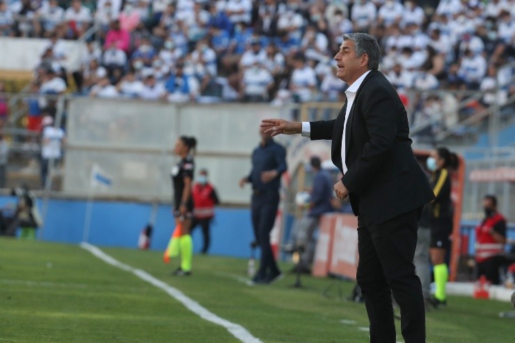 Santiago Escobar sabe que su estadía en la U pende de un hilo | Foto: Agencia Uno 