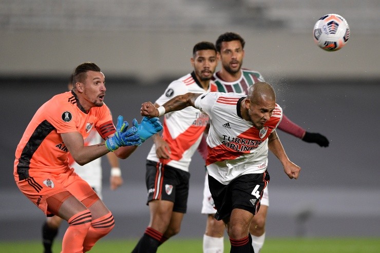 El defensor argentino no podrá ser opción para el duelo ante Colo Colo | Foto: Getty Images 