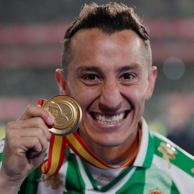 Tras ser campeón con Betis, ¿cuántos títulos logró Andrés Guardado?