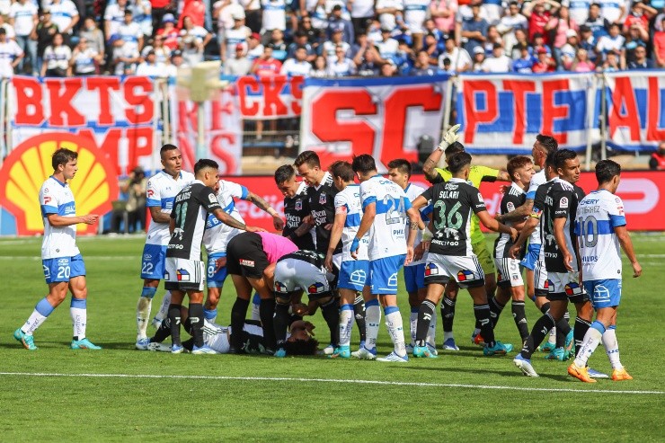 La polémica en este duelo se vivió dentro y fuera de la cancha | Foto: Agencia Uno 