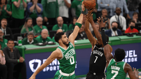 Brooklyn Nets y Boston Celtics por el Juego 4 de los Playoffs de la NBA