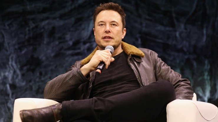 Elon Musk compra Twitter y lo suma a su lista de empresas