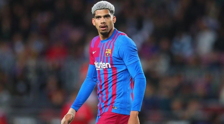 Ronald Araujo (Photo by Eric Alonso/Getty Images)