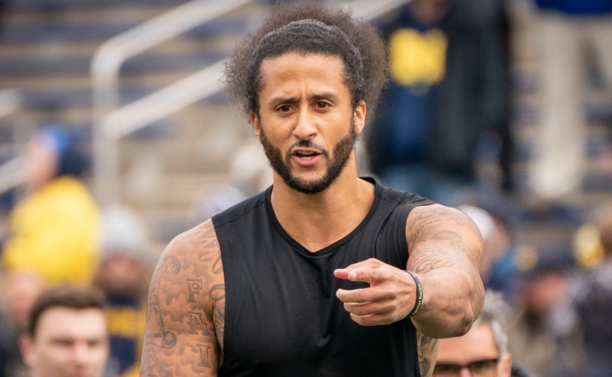 If The Raiders Sign Colin Kaepernick, by Lwazi, Controversial Truth