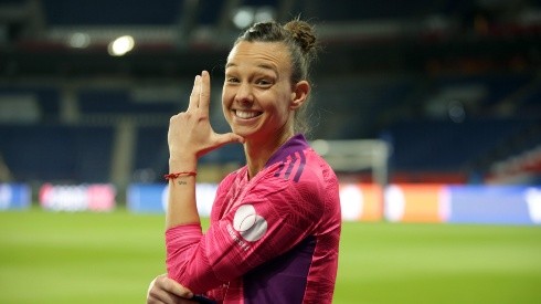 Lyon con Christiane Endler de titular clasifica a la final de la Champions League Femenina