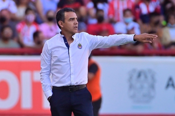 Ricardo Cadena, DT interino de las Chivas de Guadalajara