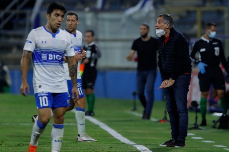 Ariel Holan Universidad Católica