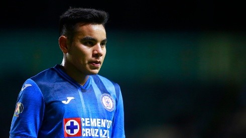 Charly Rodríguez causó baja de Cruz Azul por lesión.