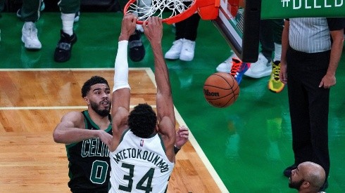 Boston Celtics vs Milwaukee Bucks por el JUEGO 2 de los Playoffs de la NBA.