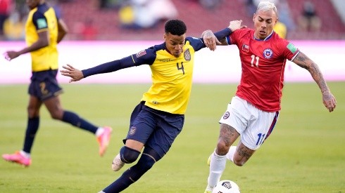 Byron Castillo in one of the matches he played with Ecuador against Chile in the 2022 Qualifiers