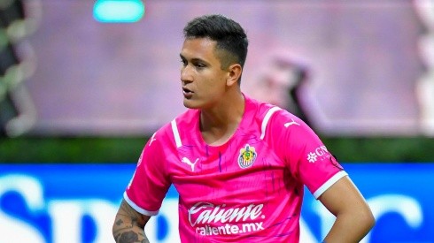 Raúl Gudiño acaba con los rumores sobre su futuro en Chivas.