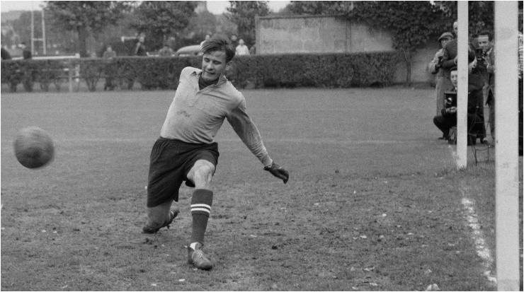 Lev Yashin, Russia