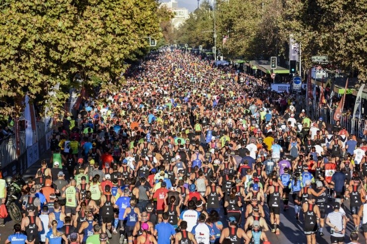 Más de 30 mil personas se esperan para el retorno de la Maratón de Santiago 2022 | Foto: Maratón Santiago 
