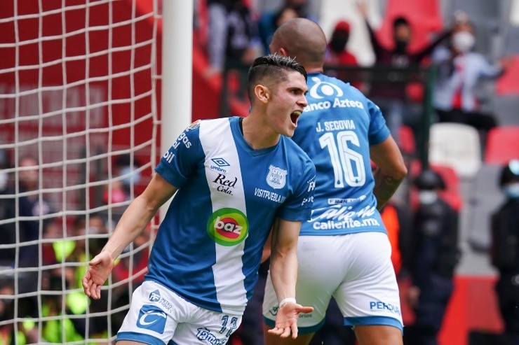 Reyes festeja su gol ante Toluca