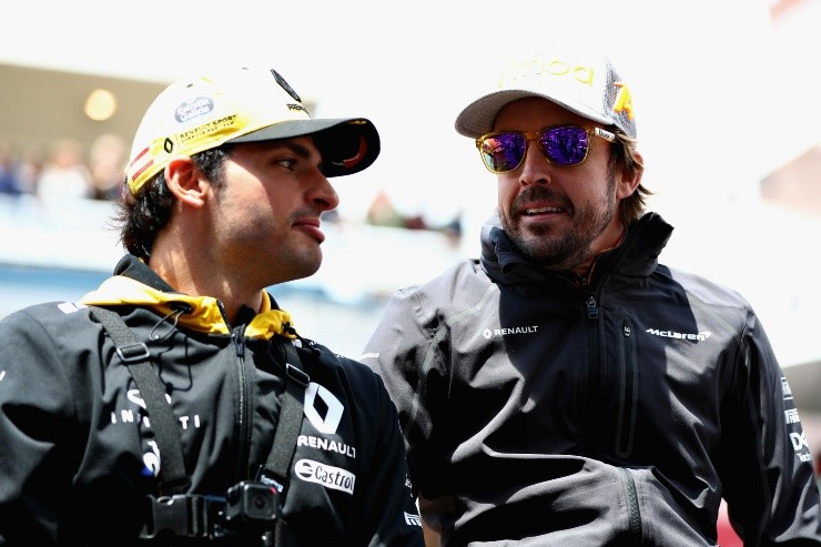 Alonso junto a Carlos Sainz, a quien hoy culpó tras la Q2. Créditos: Getty Images