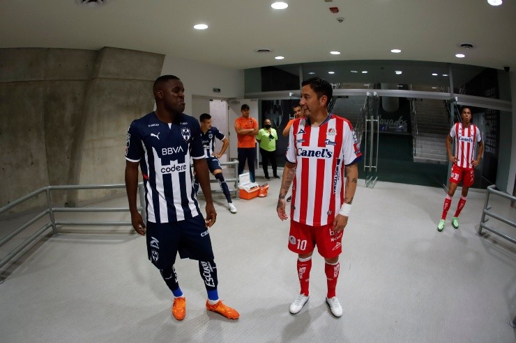 Rubens Sambueza y Joel Campbell