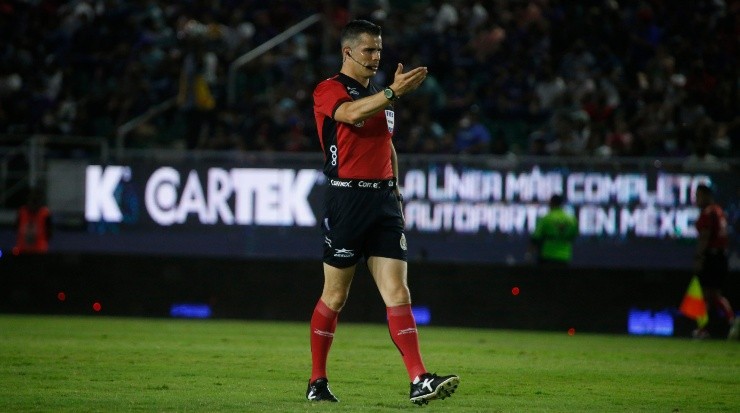 Fernando Hernández Gómez, juez del Cruz Azul – Tigres. (Imago 7)