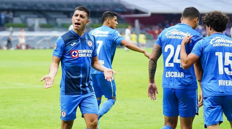 Erik Lira apuesta en grande. (Imago 7)