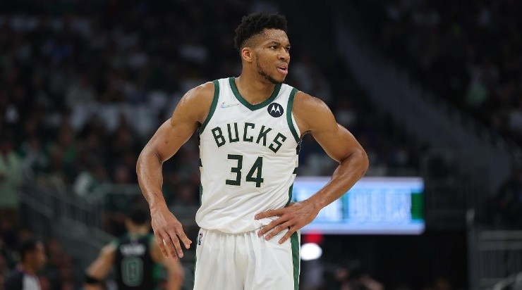 Giannis Antetokounmpo (Photo by Stacy Revere/Getty Images)