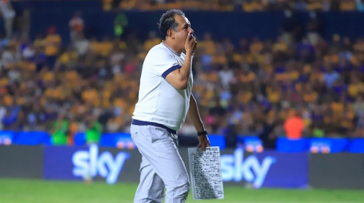 Juan Reynoso, expulsado contra Tigres. (Imago 7)