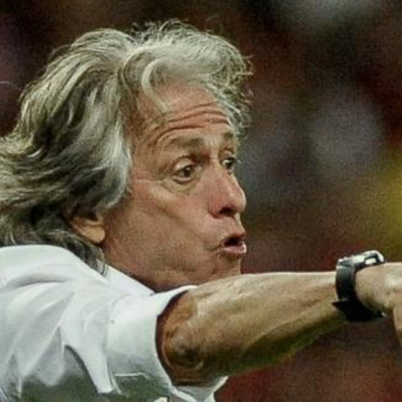 Além de Jorge Jesus, Fenerbahçe quer 'arrancar' atacante do Flamengo