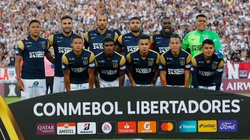 Alianza Lima en su visita a Colo-Colo por la Conmebol Libertadores. Foto: Getty
