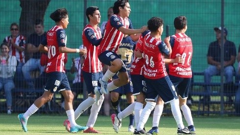 La Sub-16 del Guadalajara enfrenta a Santos Laguna por el boleto a la Final