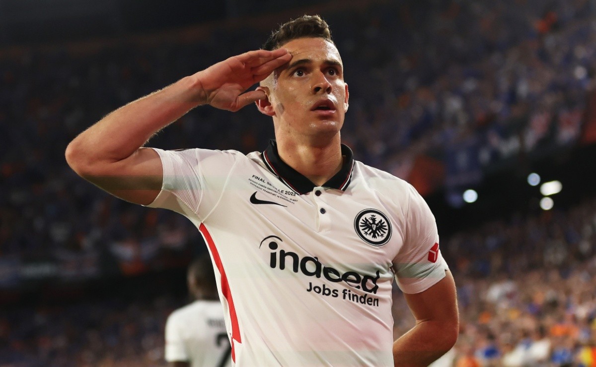 Eintracht Frankfurt become UEFA Europa League champions by beating Rangers on penalties Highlights and goals