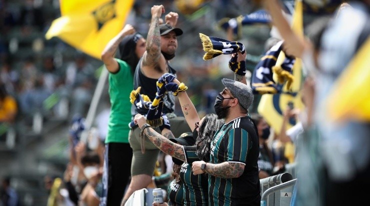 Los Angeles Galaxy fans (Getty Images)