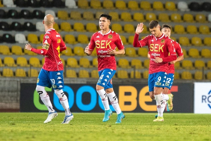 Los Hispanos son líderes del torneo | Foto: Agencia Uno 